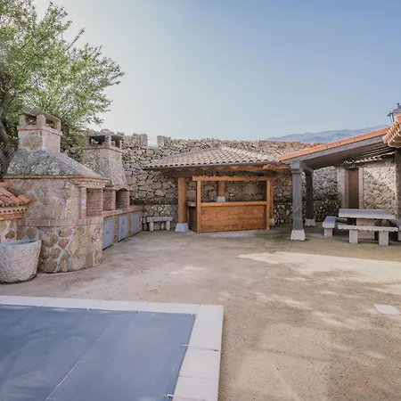 Chalet El Cauce Navaluenga