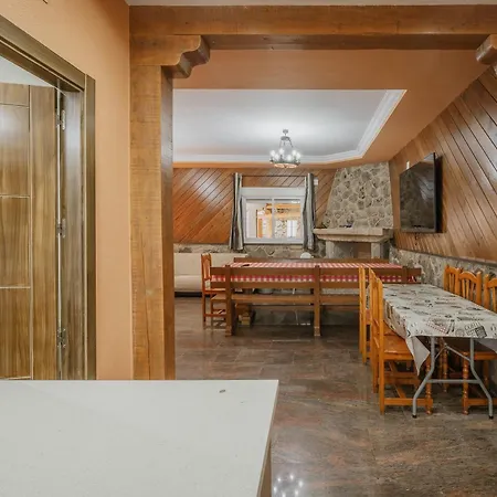 Chalet El Cauce *